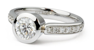 Diamantring mit zertifizierten Diamanten sicher online kaufen. 